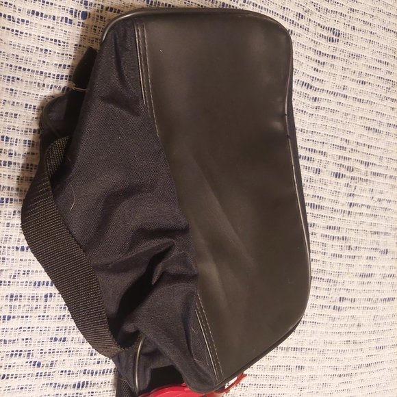 American Tourist makeup bag - Picture 10 of 16